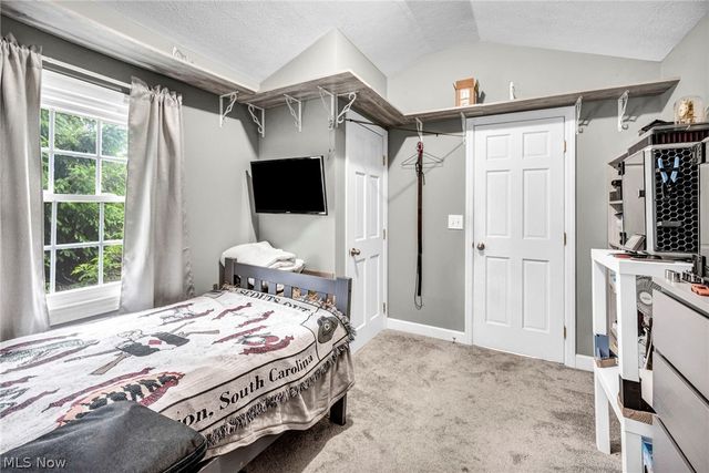 4705 State Route 303, Ravenna, OH 44266