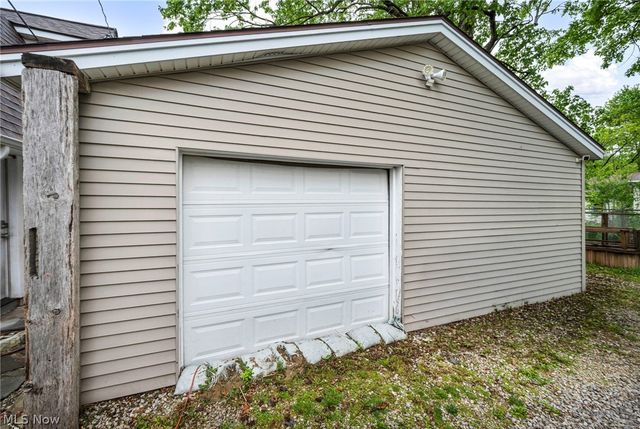 4705 State Route 303, Ravenna, OH 44266