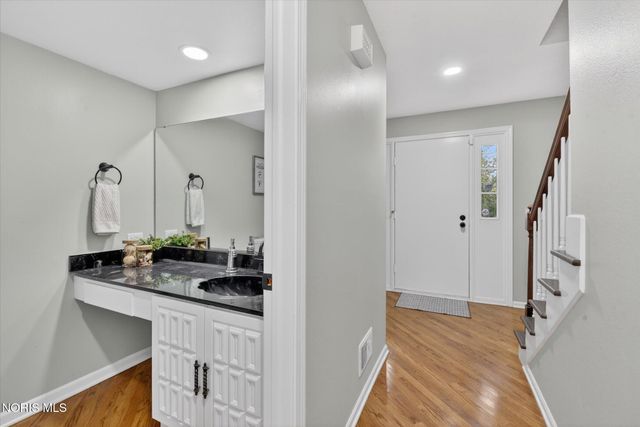 7839 Hedingham Road, Sylvania, OH 43560