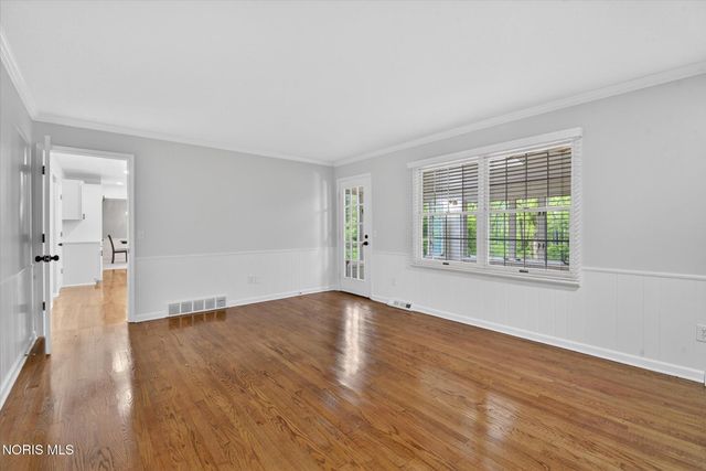 7839 Hedingham Road, Sylvania, OH 43560
