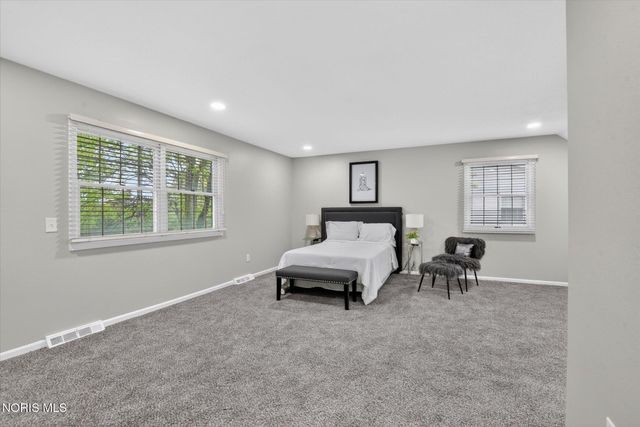 7839 Hedingham Road, Sylvania, OH 43560