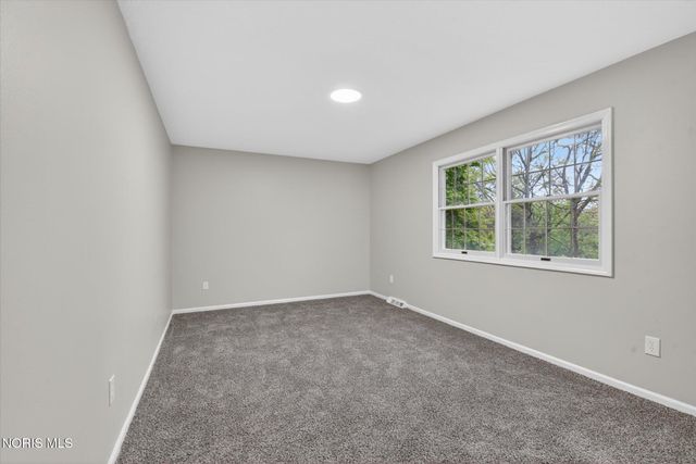 7839 Hedingham Road, Sylvania, OH 43560