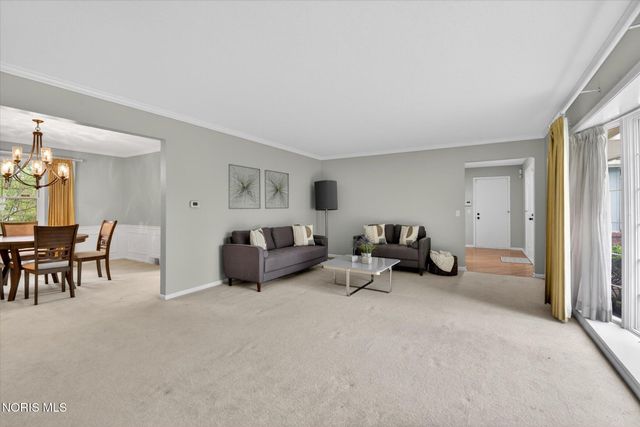 7839 Hedingham Road, Sylvania, OH 43560