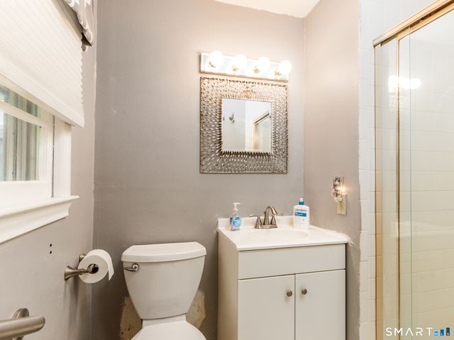 253 Braeside Drive, Hamden, CT 06514