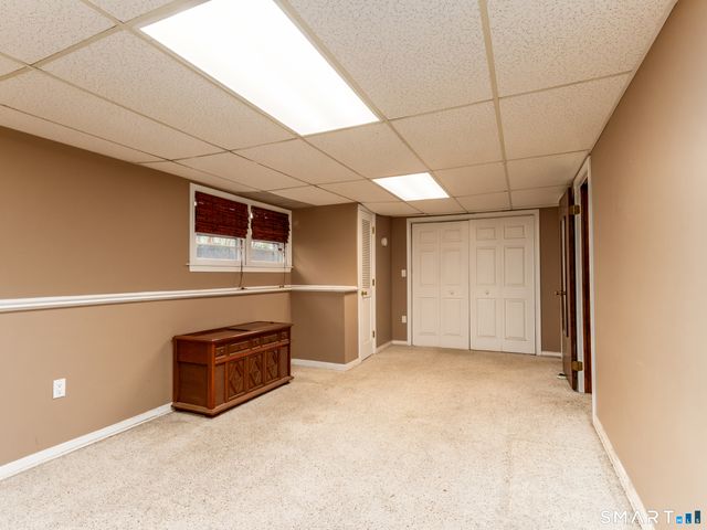 253 Braeside Drive, Hamden, CT 06514