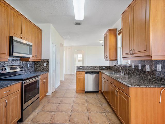 12348 SW 125th Ter 12348, Miami, FL 33186