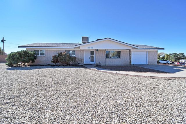 2708 Ridgeway Court, Las Cruces, NM 88001