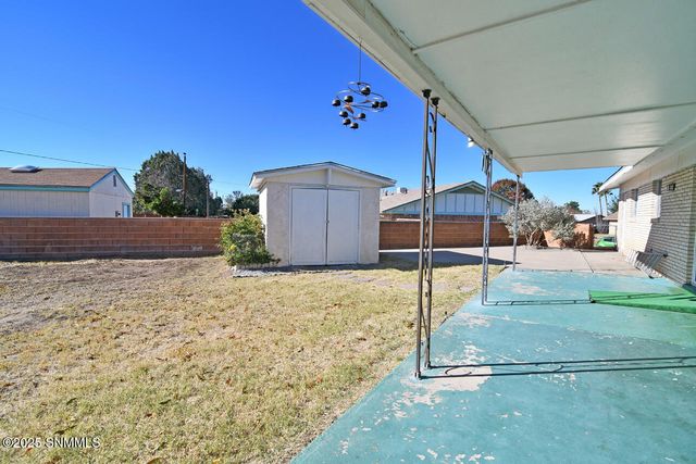 2708 Ridgeway Court, Las Cruces, NM 88001