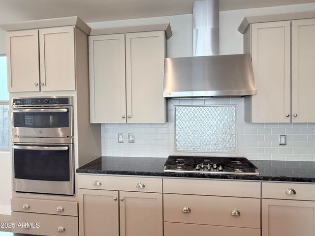 2366 W Gloria Lane, Phoenix, AZ 85085