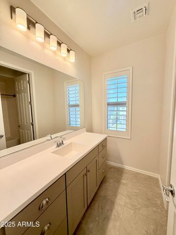 2366 W Gloria Lane, Phoenix, AZ 85085