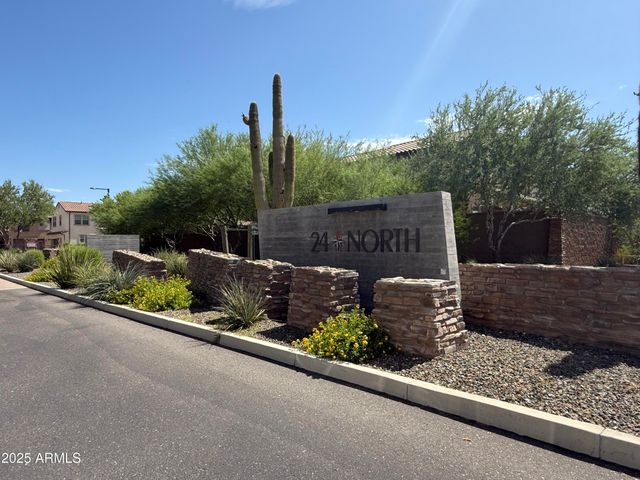 2366 W Gloria Lane, Phoenix, AZ 85085