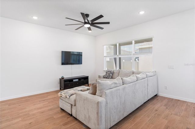 779 FIREROCK LANE, Debary, FL 32713