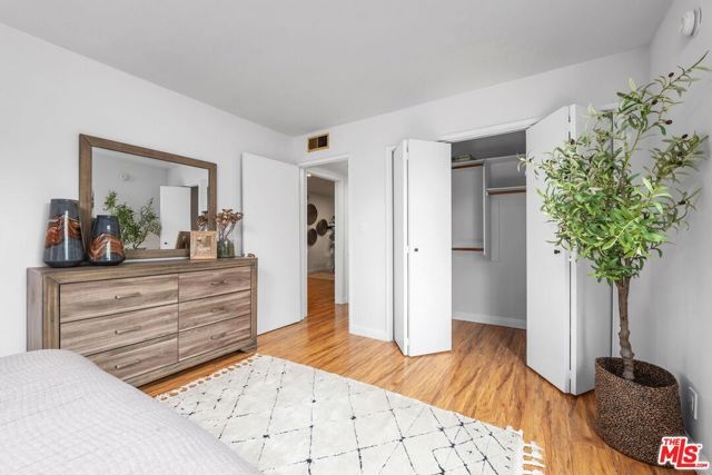 9737 Charnock Avenue 1, Los Angeles, CA 90034