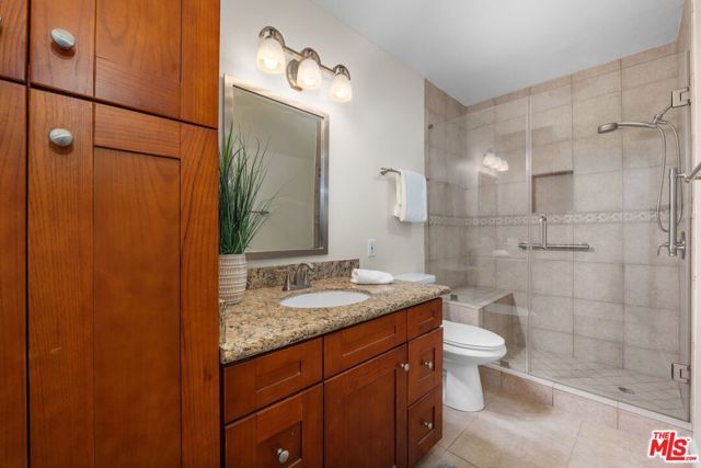 9737 Charnock Avenue 1, Los Angeles, CA 90034