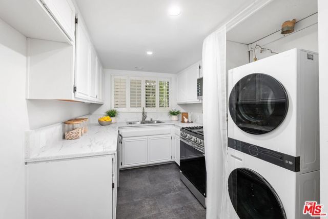 9737 Charnock Avenue 1, Los Angeles, CA 90034