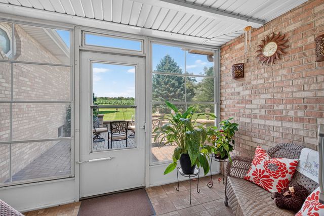 12902 W Beaver Lake Drive, Homer Glen, IL 60491