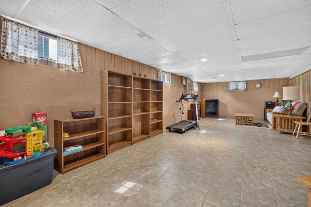 12902 W Beaver Lake Drive, Homer Glen, IL 60491
