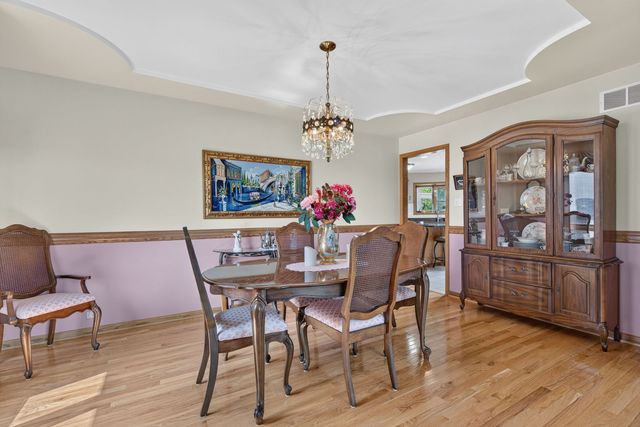 12902 W Beaver Lake Drive, Homer Glen, IL 60491