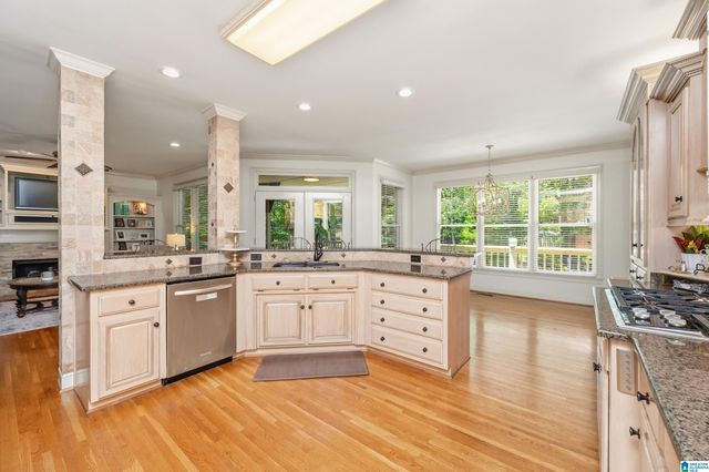 8237 CASTLEHILL ROAD, Hoover, AL 35242