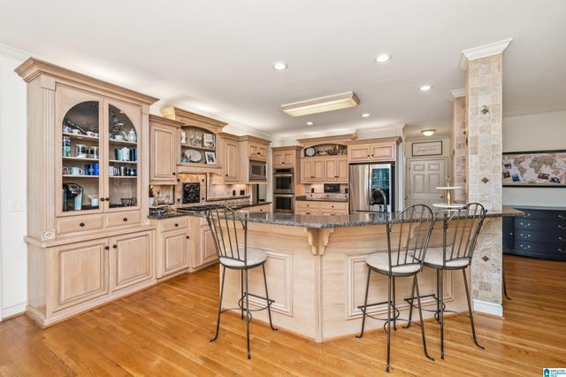 8237 CASTLEHILL ROAD, Hoover, AL 35242