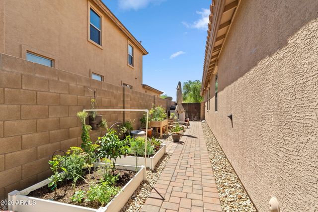 7348 W RED HAWK Drive, Peoria, AZ 85383