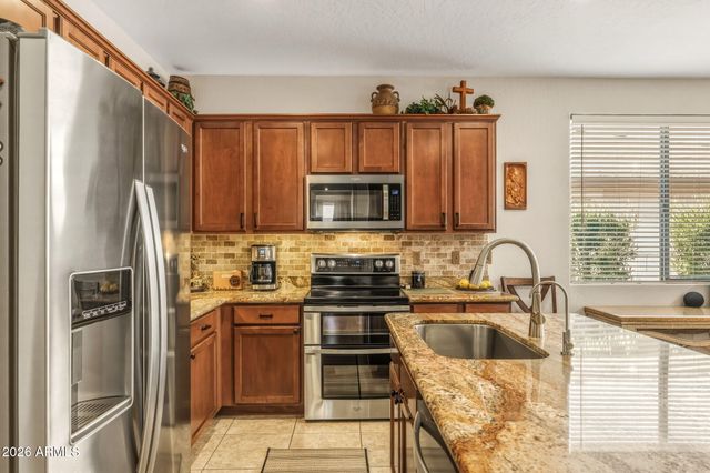 7348 W RED HAWK Drive, Peoria, AZ 85383