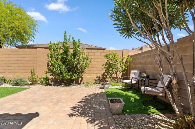 7348 W RED HAWK Drive, Peoria, AZ 85383