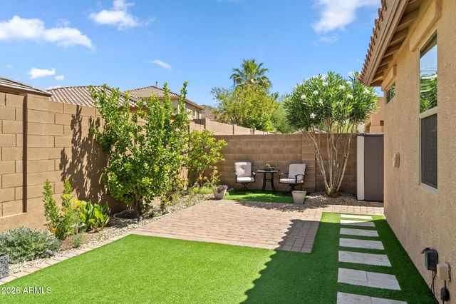 7348 W RED HAWK Drive, Peoria, AZ 85383