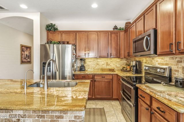 7348 W RED HAWK Drive, Peoria, AZ 85383