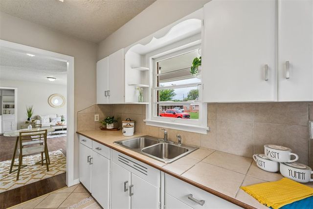 1728 Andover Court, Oklahoma City, OK 73120