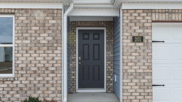 103 Claude Street, La Grange, NC 28551