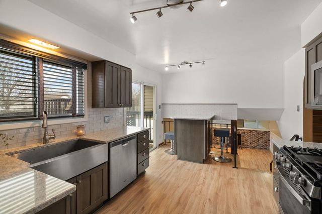 1429 W 74th Place, Merrillville, IN 46410