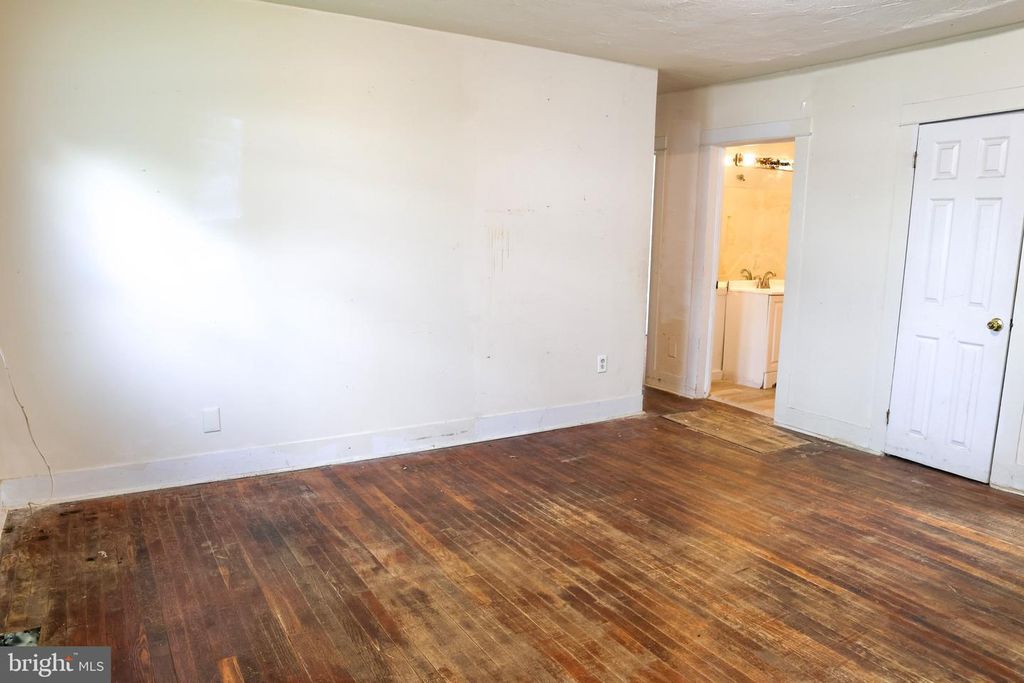 835 S DIVISION ST, Salisbury, MD 21801