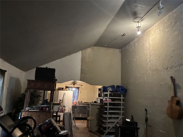 3916 Hidden Lake Court, Alvarado, TX 76009