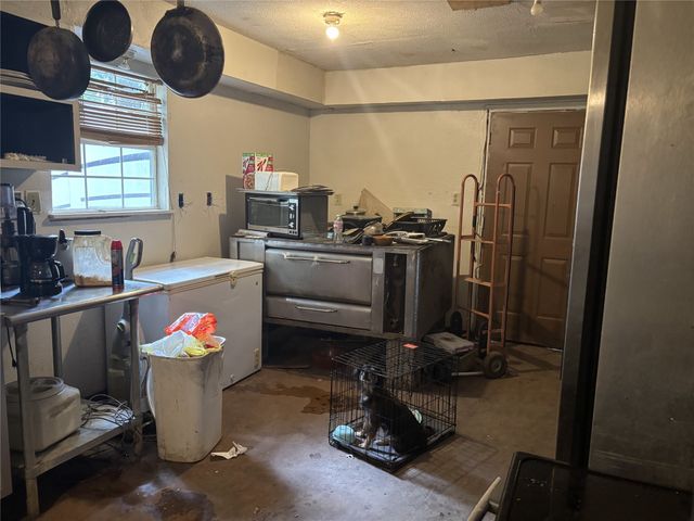 3916 Hidden Lake Court, Alvarado, TX 76009