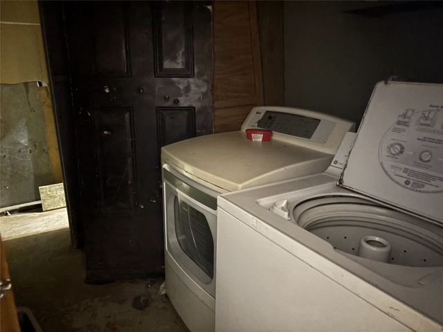 3916 Hidden Lake Court, Alvarado, TX 76009
