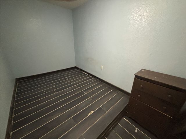 3916 Hidden Lake Court, Alvarado, TX 76009