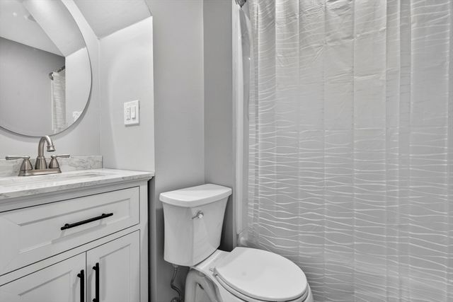 62 Frankfort St, Fitchburg, MA 01420