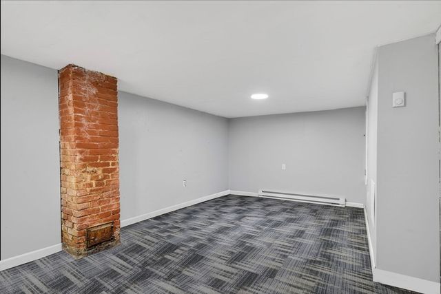 62 Frankfort St, Fitchburg, MA 01420