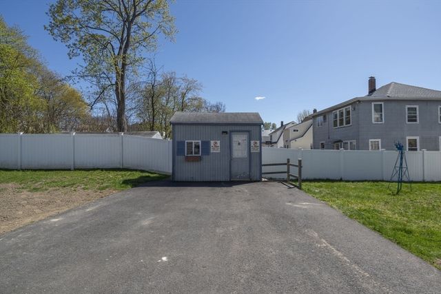 62 Frankfort St, Fitchburg, MA 01420