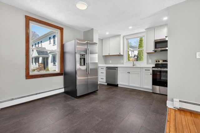 62 Frankfort St, Fitchburg, MA 01420