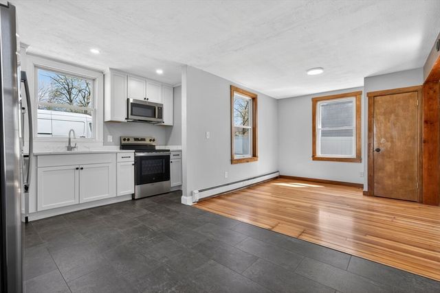 62 Frankfort St, Fitchburg, MA 01420