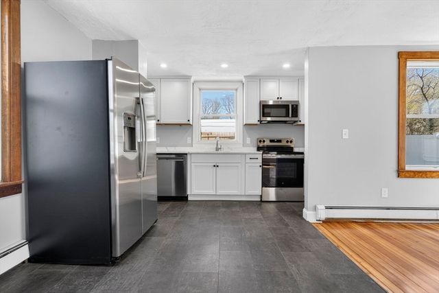 62 Frankfort St, Fitchburg, MA 01420