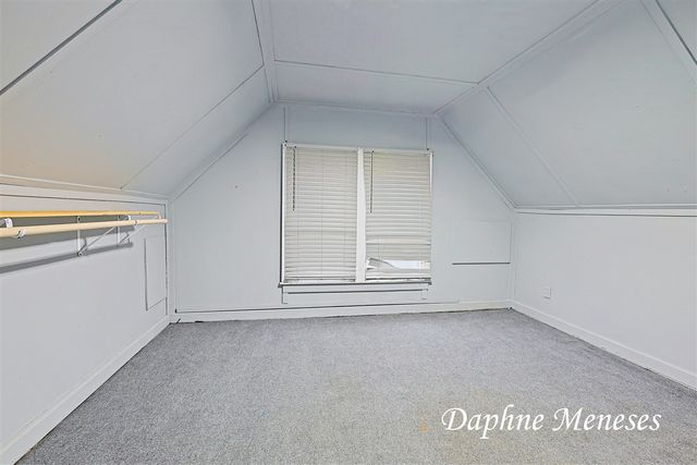 594 E Apple Avenue, Muskegon, MI 49442