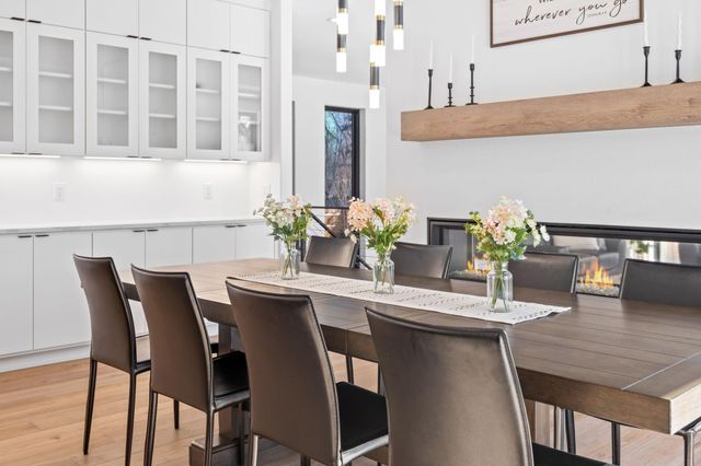 16216 Gleason Lake Road, Wayzata, MN 55391