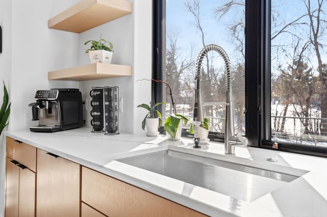 16216 Gleason Lake Road, Wayzata, MN 55391