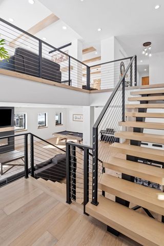 16216 Gleason Lake Road, Wayzata, MN 55391