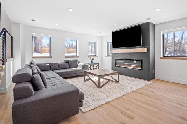 16216 Gleason Lake Road, Wayzata, MN 55391