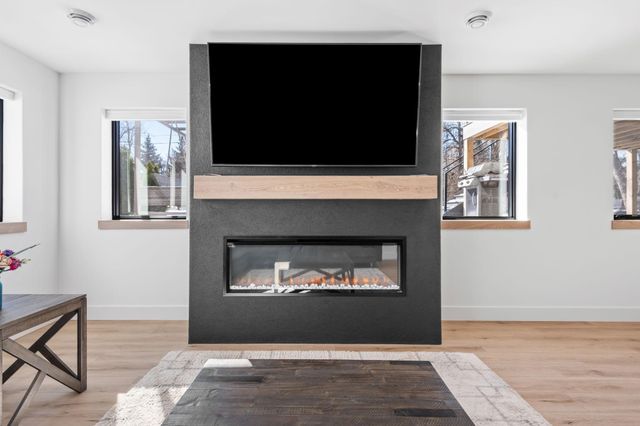 16216 Gleason Lake Road, Wayzata, MN 55391