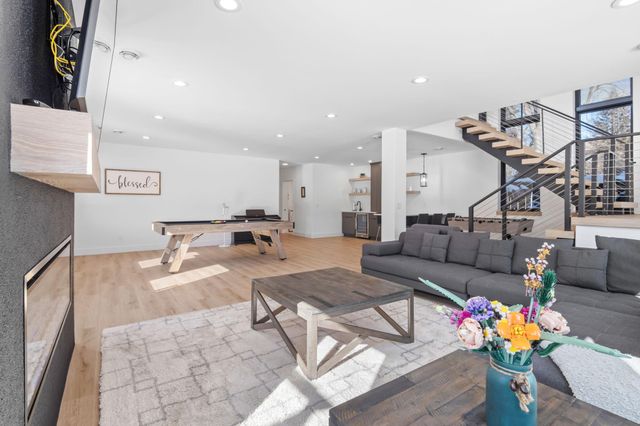 16216 Gleason Lake Road, Wayzata, MN 55391